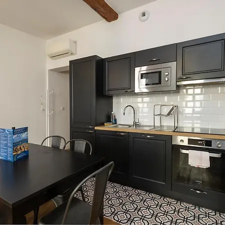 Les Suites R Bonaparte - Appartements De Standing Au Coeur De La Vieille Ville Pietonne Ajaccio  Extérieur photo