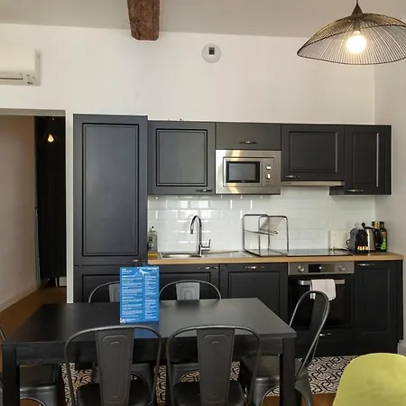 Les Suites R Bonaparte - Appartements De Standing Au Coeur De La Vieille Ville Pietonne Ajaccio  Extérieur photo