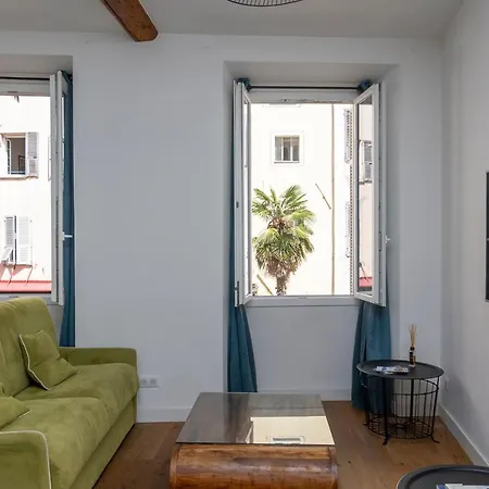 Les Suites R Bonaparte - Appartements De Standing Au Coeur De La Vieille Ville Pietonne Ajaccio  Extérieur photo