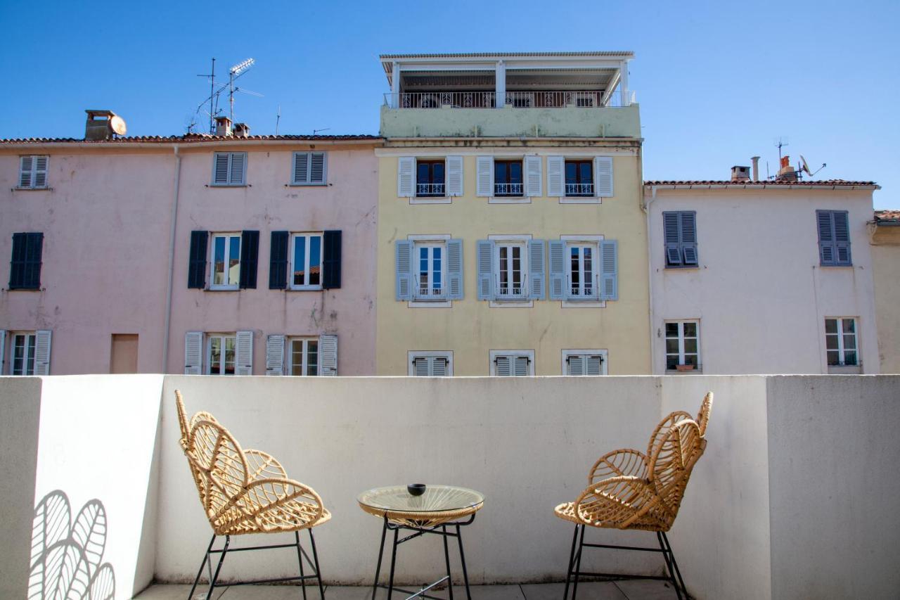 Appartement Les R Bonaparte - De Standing Au Coeur De La Vieille Pietonne Ajaccio (Corsica)